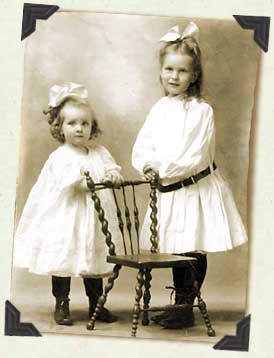 Florence and Beulah Usher c 1907